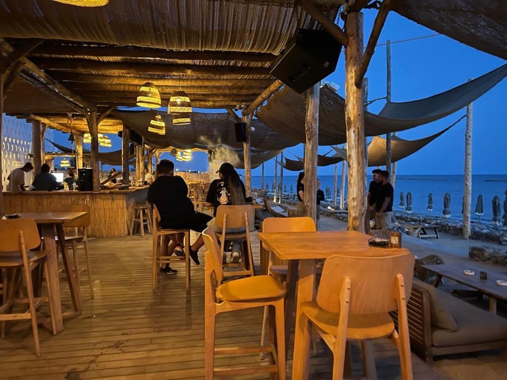 Venus Lighthouse 2B, Sea-View, Paphos Center Apartment Екстериор снимка