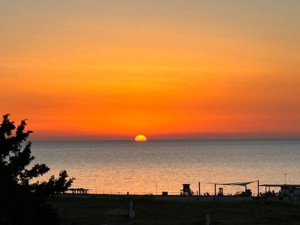 Venus Lighthouse 2B, Sea-View, Paphos Center Apartment Екстериор снимка