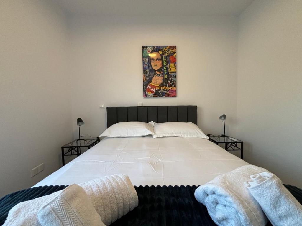 Venus Lighthouse 2B, Sea-View, Paphos Center Apartment Екстериор снимка