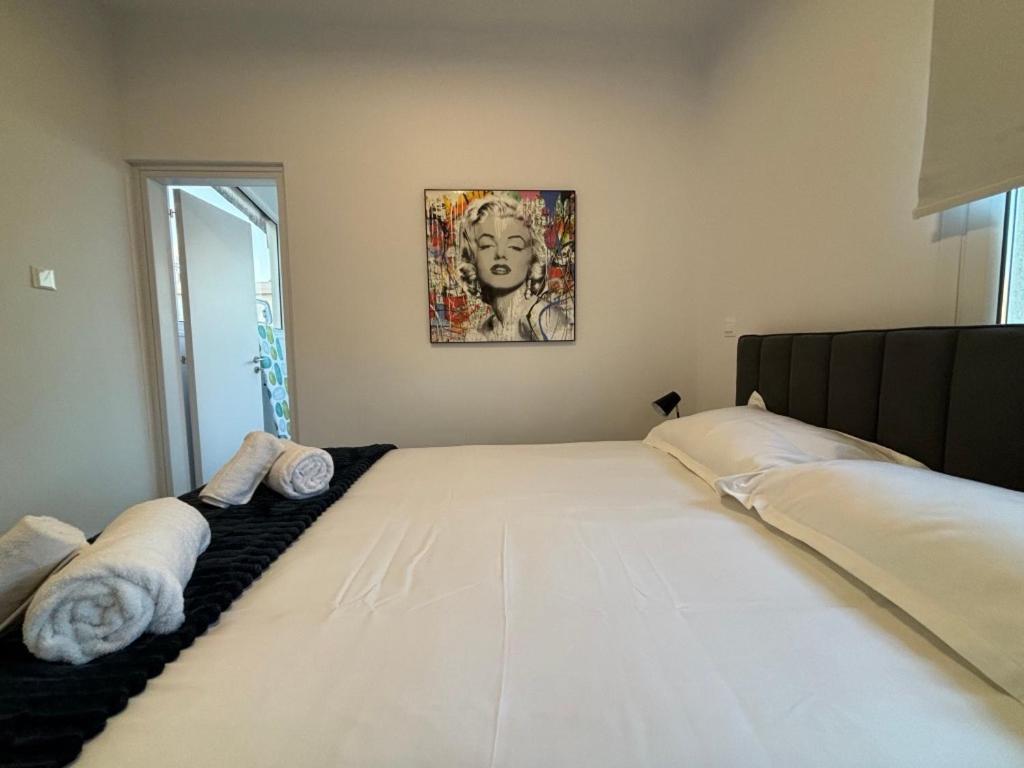 Venus Lighthouse 2B, Sea-View, Paphos Center Apartment Екстериор снимка