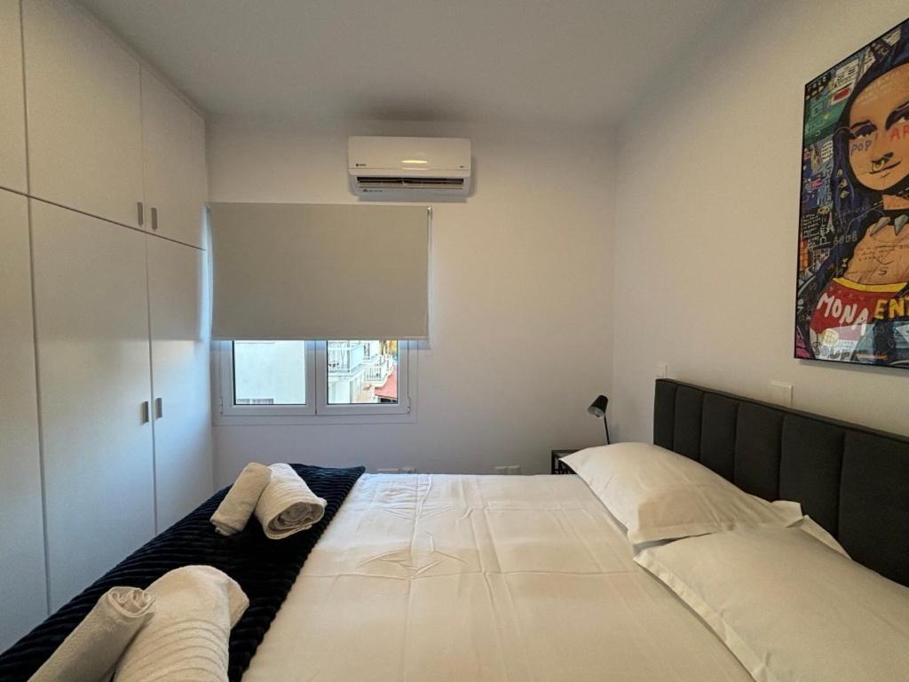 Venus Lighthouse 2B, Sea-View, Paphos Center Apartment Екстериор снимка