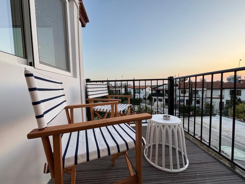 Venus Lighthouse 2B, Sea-View, Paphos Center Apartment Екстериор снимка